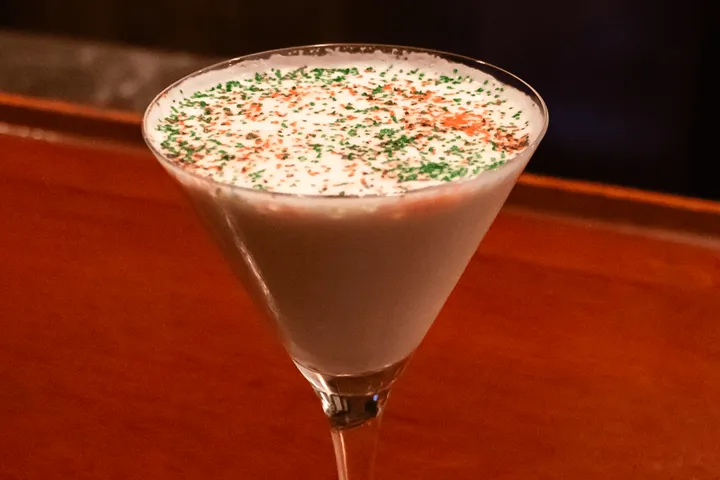 Christmas Cocktail At The Roosevelt New Orleans